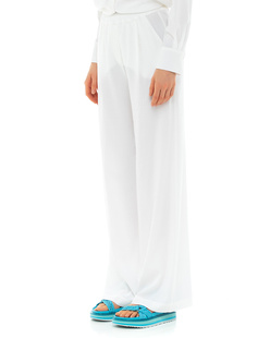 iHEART Diala White