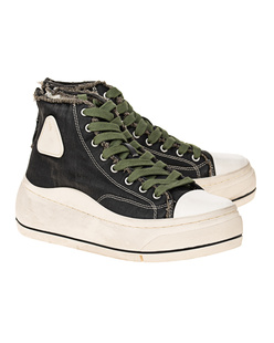 R13 Kurt Black
